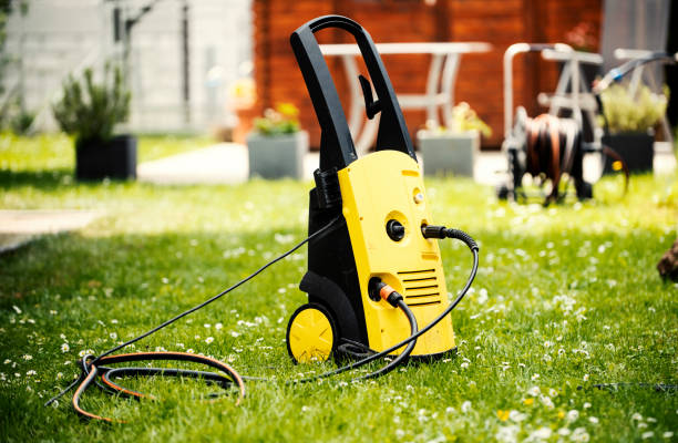 Best Spring Cleaning  in Burkesville, KY